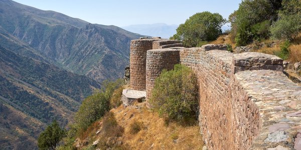 Forteresse de Smbataberd en Arménie