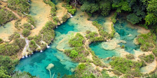 Cascade de Semuc Champey au Guatemala