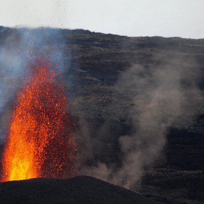 Eruption du piton de la fournaise a la Reunion