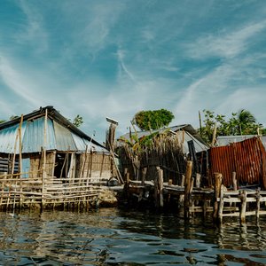 Chalet flottant en bois, Panama