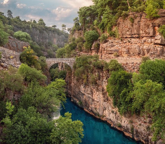 turquie paysage pont riviere koprucay