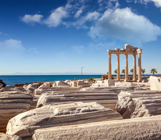 turquie side temple apollon