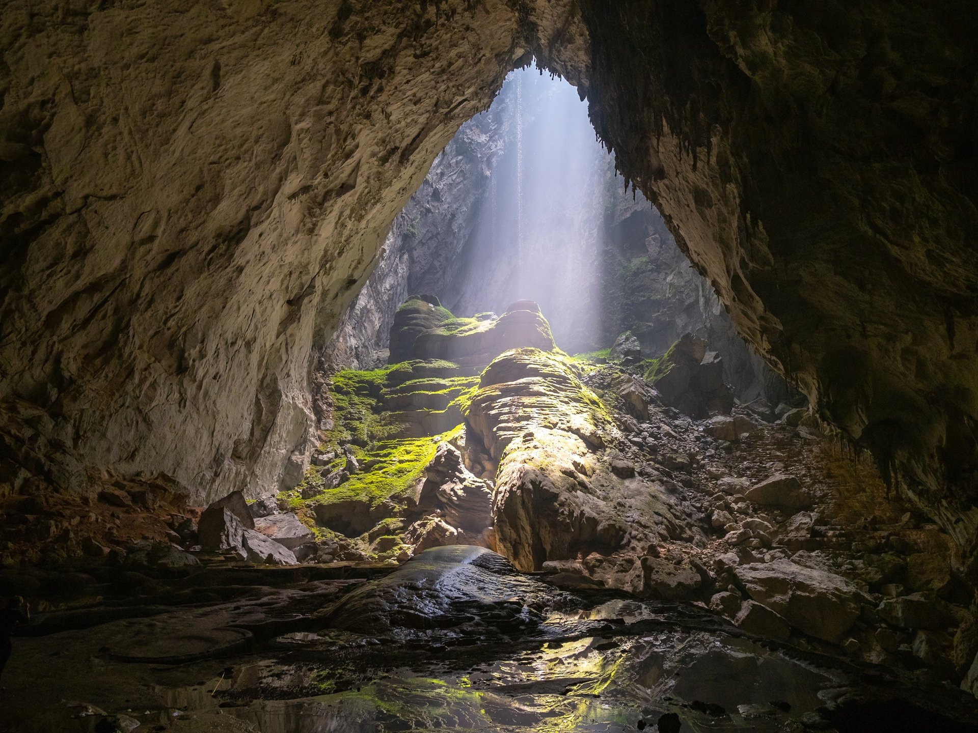 vietnam grotte hang son doong